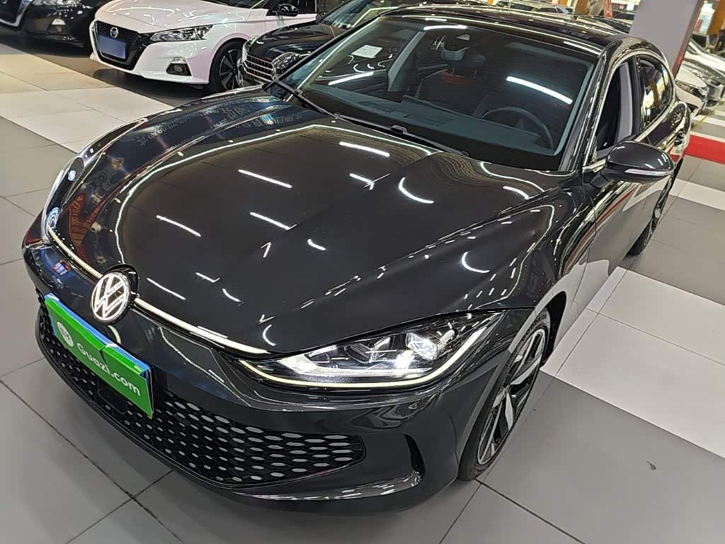 Volkswagen Lamando, 2024 г., серебристый / серый, 33 000 км Volkswagen Lamando 2024 Lamando L 280TSI DSG комплектация «Кула»