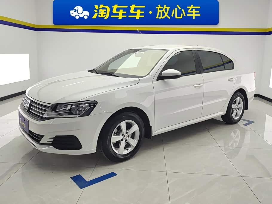 Volkswagen Lavida, 2022 г., белый, 23 300 км Volkswagen Lavida 2019 Lavida 启航 1.5L 手动 комплектация «Стиль» китайский экостандарт VI