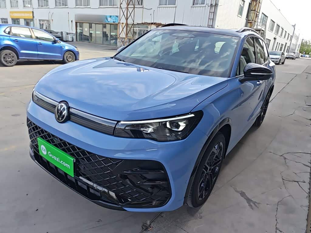 Volkswagen Tiguan L, 2025 г., синий, 6 600 км Volkswagen Tiguan L 2026 PRO 380TSI полный привод R-Line Чжицзунь версия