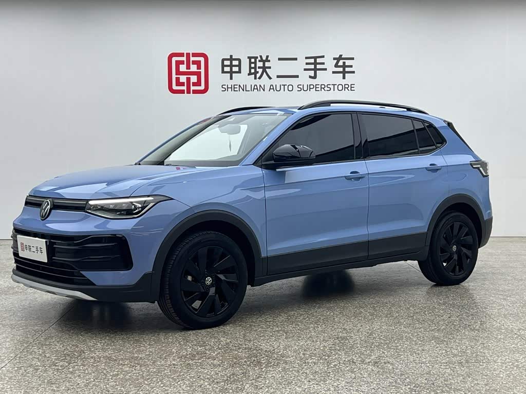 Volkswagen Tharu, 2024 г., синий, 8 000 км Volkswagen Tharu 2025 исполнение «Синьжуй» 300TSI комплектация «Руйсян»