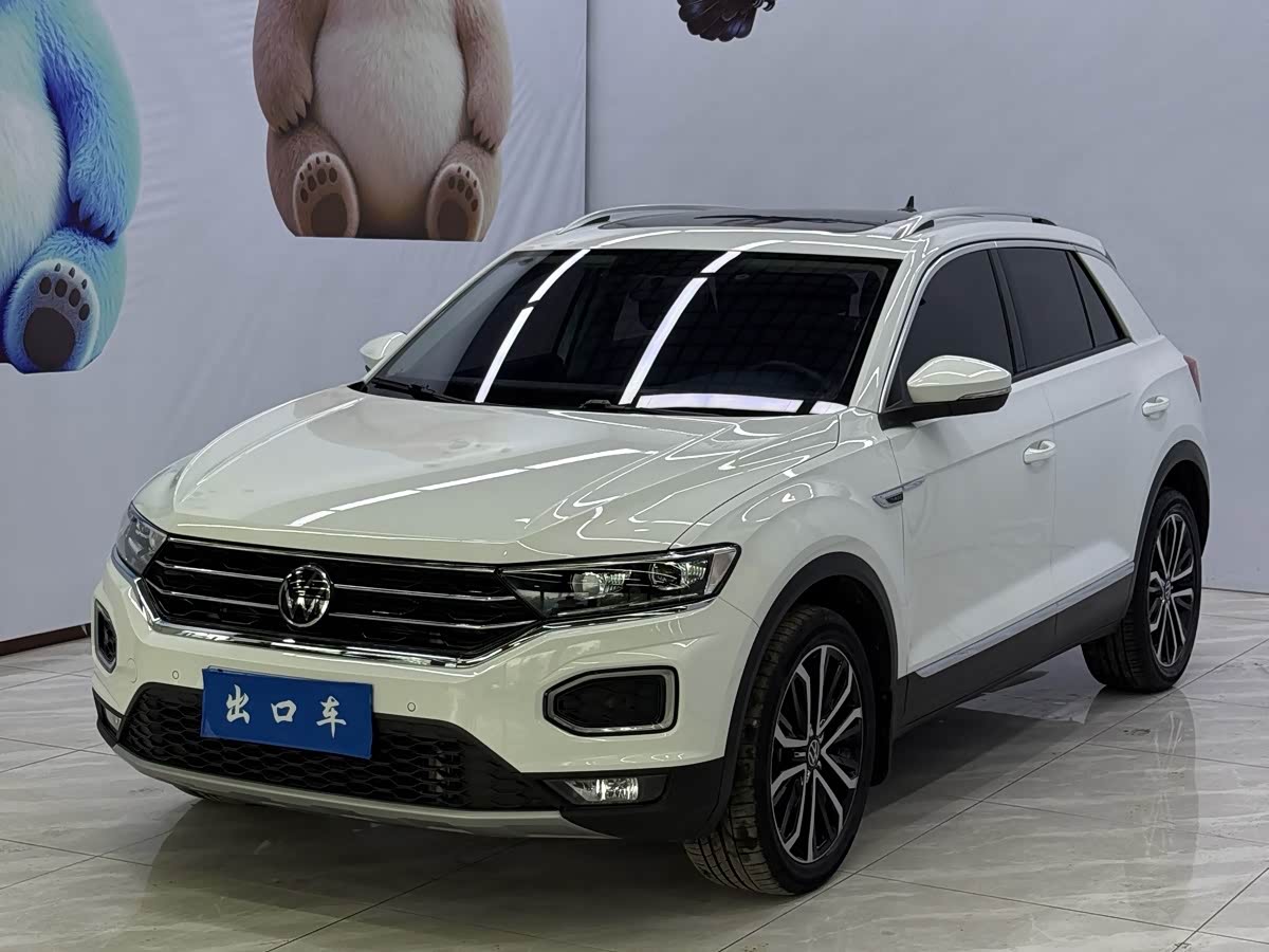 Volkswagen T-Roc, 2023 г., белый, 42 000 км Volkswagen T-Roc 2022 280TSI DSG одна ведущая ось Комфорт PLUS