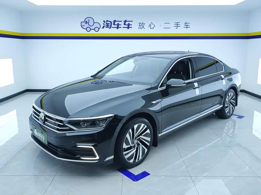 Volkswagen Magotan PHEV, 2024 г., чёрный, 53 400 км Volkswagen Magotan PHEV 2022 GTE Премиум