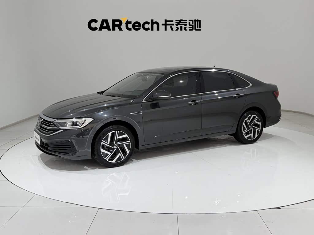 Volkswagen Sagitar, 2023 г., чёрный, 50 000 км Volkswagen Sagitar 2023 300TSI DSG комплектация «Чаоюэ»