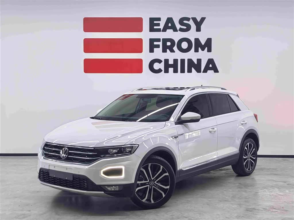 Volkswagen T-Roc, 2023 г., белый, 13 300 км Volkswagen T-Roc 2022 280TSI DSG одна ведущая ось Комфорт PLUS