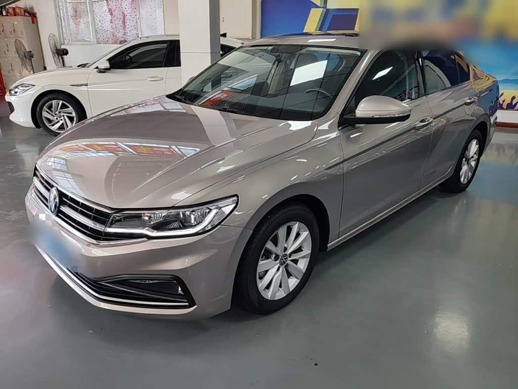 Volkswagen Bora, 2021 г., серебристый / серый, 42 900 км Volkswagen Bora 2021 1.5L автомат Комфорт Чжилянь версия