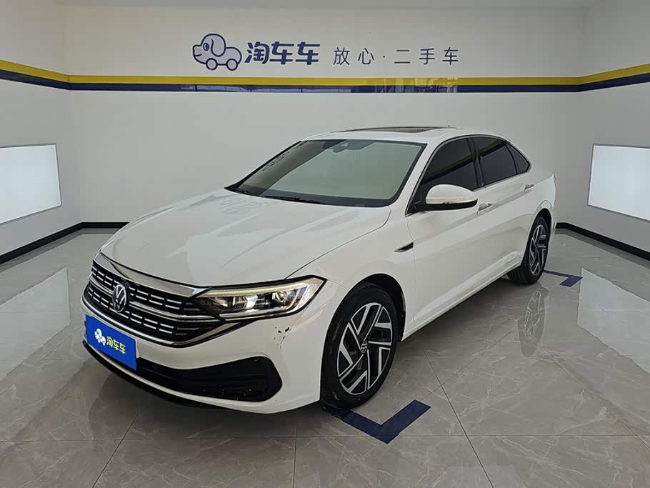 Volkswagen Sagitar, 2024 г., белый, 62 100 км Volkswagen Sagitar 2023 300TSI DSG комплектация «Чаоюэ»