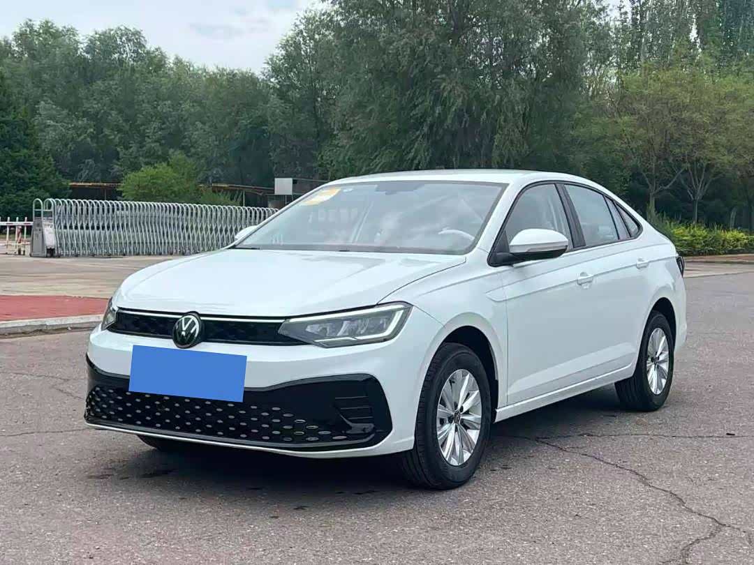 Volkswagen Lavida, 2026 г., белый, 200 км Volkswagen Lavida 2026 исполнение «Синьжуй» 1.5L 出众 комплектация «Синьи»