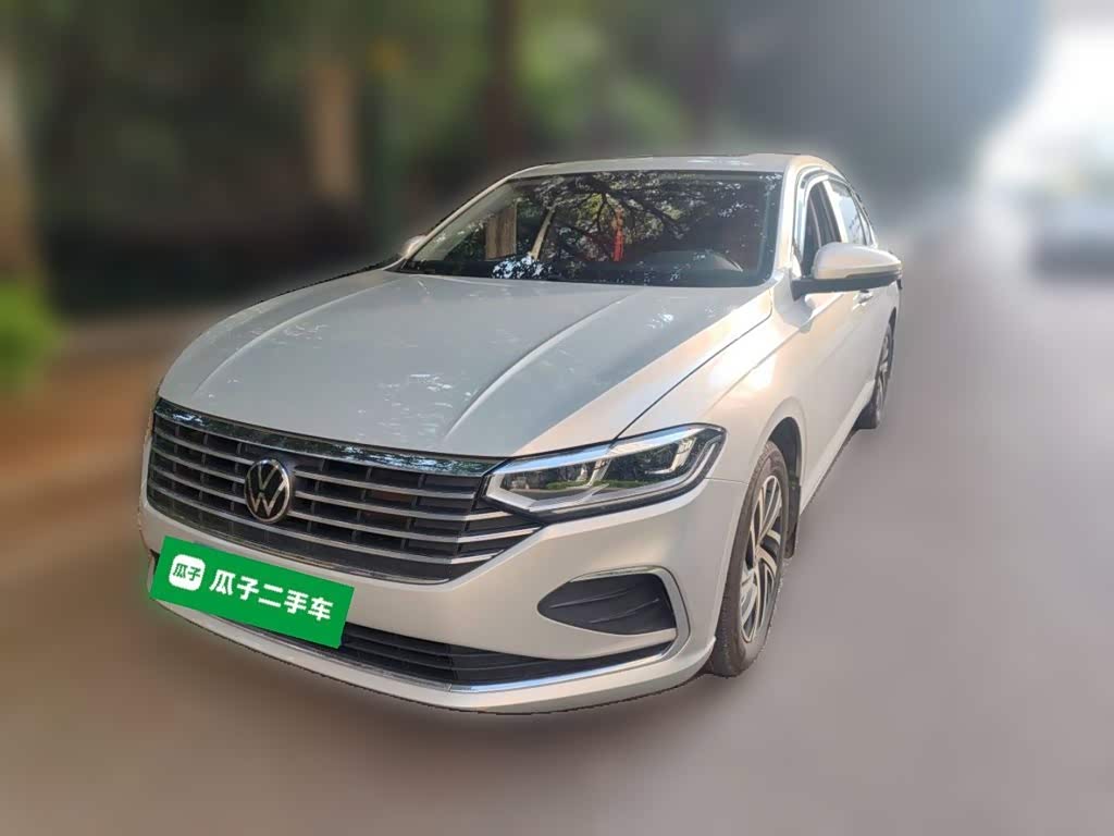 Volkswagen Lavida, 2022 г., серебристый / серый, 57 500 км Volkswagen Lavida 2023 280TSI DSG комплектация «Маньи»