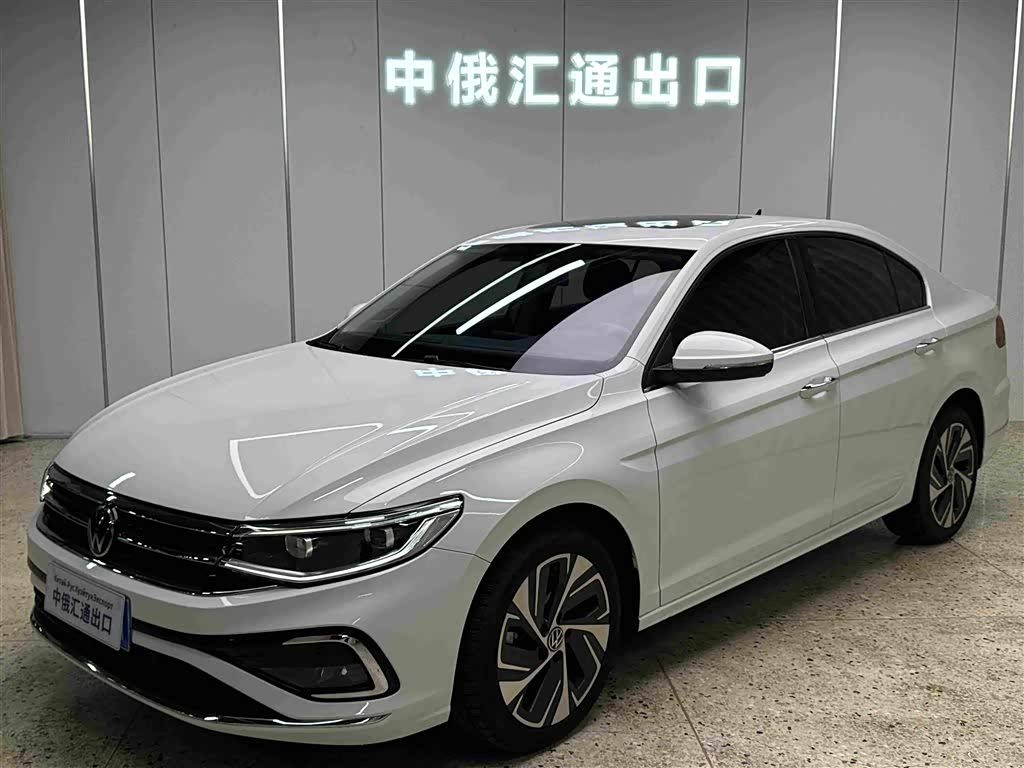 Volkswagen Bora, 2022 г., белый, 27 000 км Volkswagen Bora 2023 200TSI DSG Чжисин PROверсия