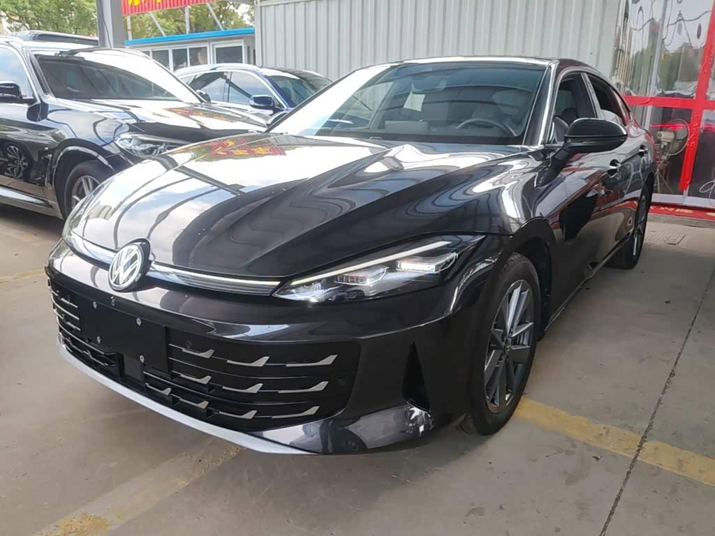 Volkswagen Lamando, 2026 г., чёрный, 2 900 км Volkswagen Lamando 2026 Lamando L 300TSI комплектация «Линфэн»