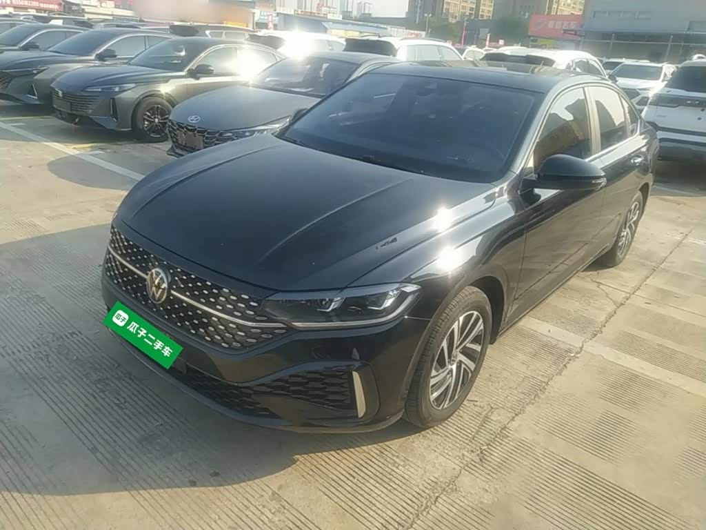 Volkswagen Lavida, 2025 г., чёрный, 9 100 км Volkswagen Lavida 2024 1.5L автомат исполнение «Звёздное небо» пять миллионов версия