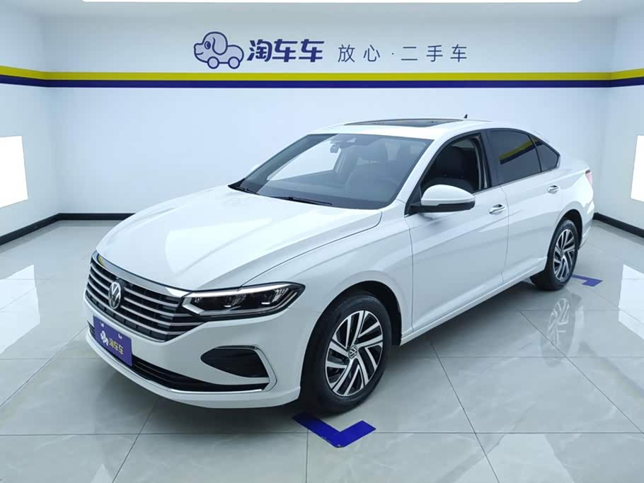 Volkswagen Lavida, 2024 г., белый, 32 800 км Volkswagen Lavida 2023 300TSI DSG комплектация «Маньи»