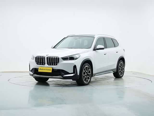 BMW X1, 2024 г., белый, 49 400 км BMW X1 2023 sDrive25Li X设计套装