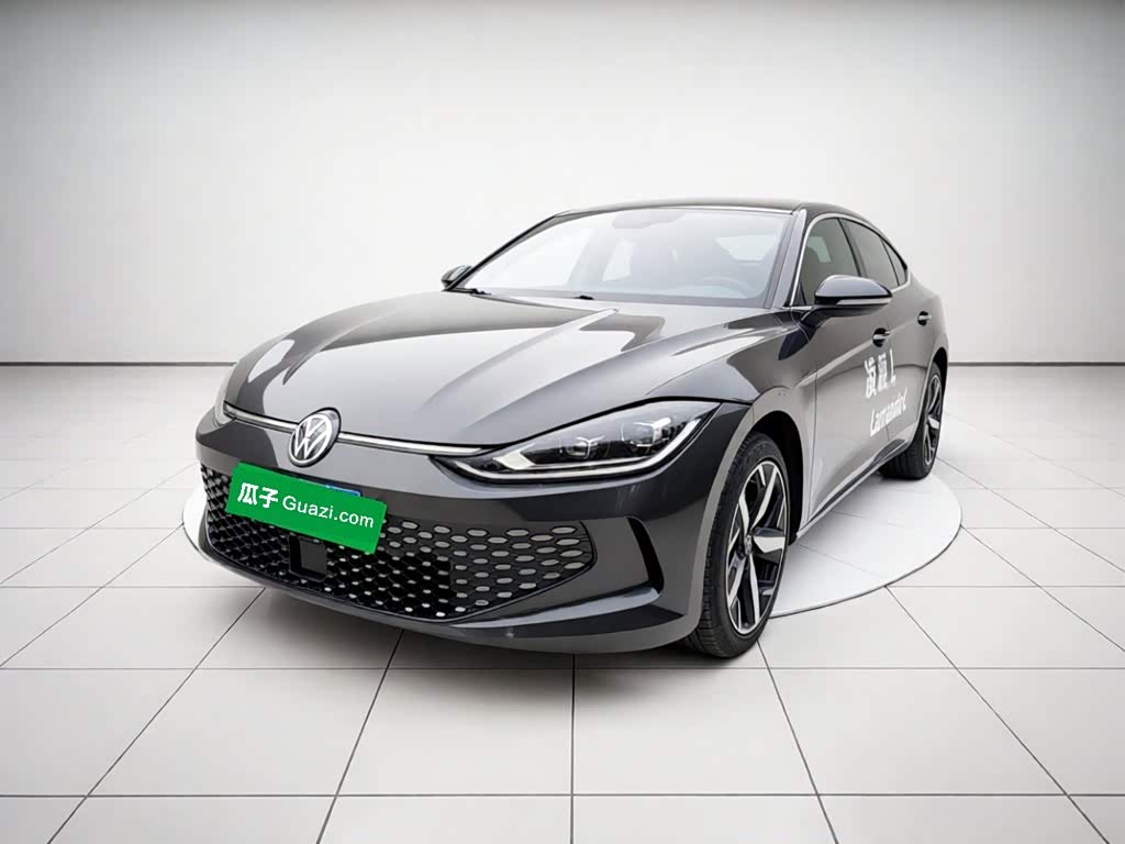Volkswagen Lamando, 2025 г., серебристый / серый, 10 600 км Volkswagen Lamando 2025 Lamando L 280TSI DSG комплектация «Кула»