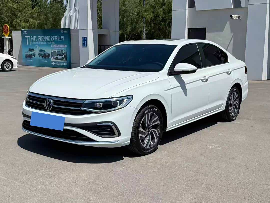 Volkswagen Bora, 2025 г., белый, 8 000 км Volkswagen Bora 2025 200TSI DSG Юэсин PROверсия