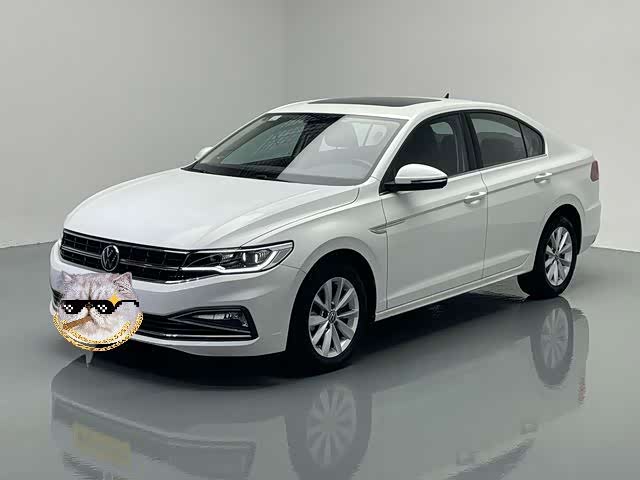 Volkswagen Bora, 2021 г., белый, 55 000 км Volkswagen Bora 2021 1.5L автомат Комфорт Чжилянь версия