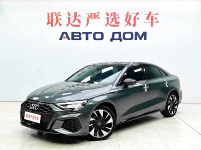 Audi A3, 2022 г., серебристый / серый, 16 300 км Audi A3, 2022 г., серебристый / серый, 16 300 км