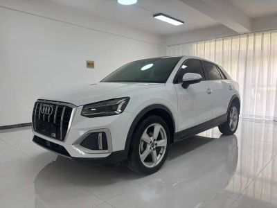 Audi Q2L, 2022 г., белый, 37 100 км Audi 奥迪Q2L, 2022 г., белый, 39 000 км