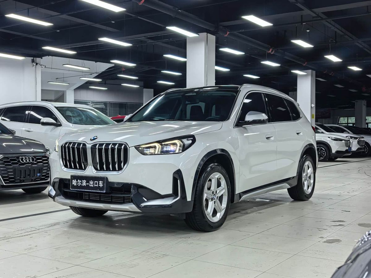 BMW X1, 2023 г., белый, 22 000 км BMW X1 2023 sDrive20Li X设计套装