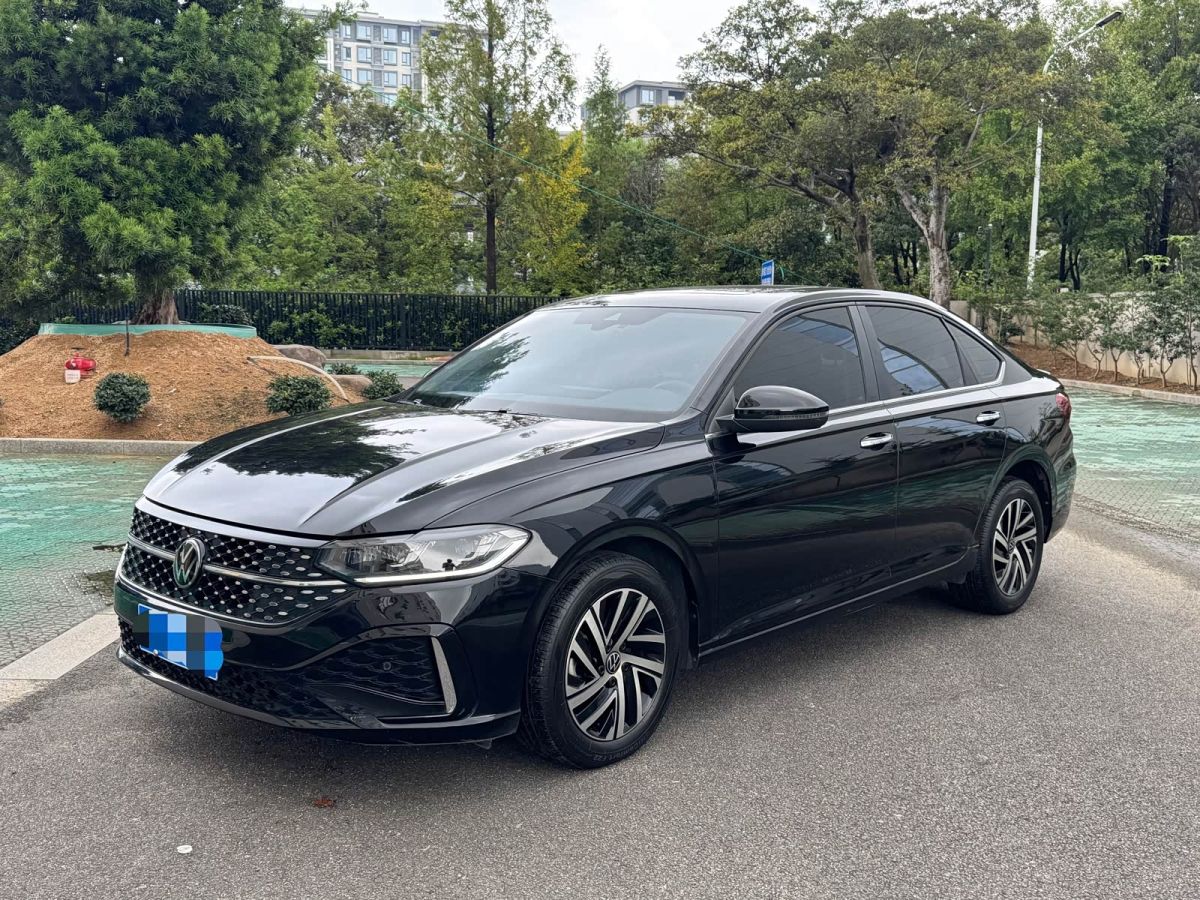 Volkswagen Lavida 2024 300TSI DSG исполнение «Звёздное небо» комплектация «Лидер»