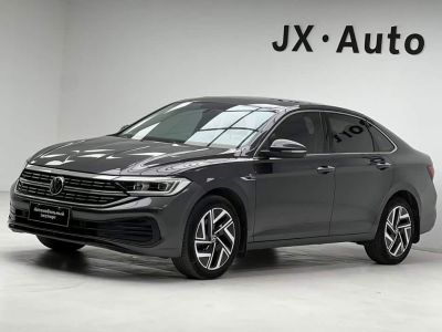 Volkswagen Sagitar, 2022 г., белый, 60 000 км Volkswagen Sagitar 2023 280TSI DSG комплектация «Чаоюэ Lite»
