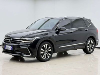 Volkswagen Tiguan L, 2024 г., чёрный, 30 000 км Volkswagen Tiguan L 2024 330TSI автомат одна ведущая ось R-Line комплектация «Юэсян»