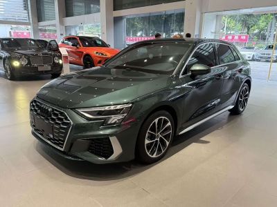 Audi A3, 2022 г., зелёный, 41 300 км