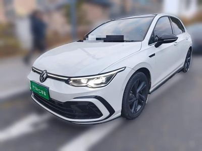 Volkswagen Golf, 2023 г., белый, 14 000 км Volkswagen Golf 2023 280TSI DSG R-Line Lite