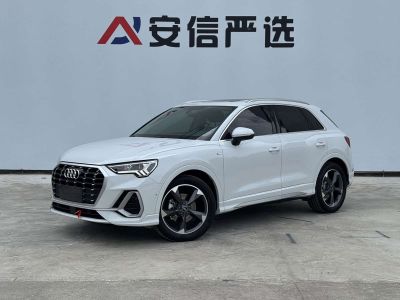 Audi Q3, 2023 г., белый, 14 400 км Audi 奥迪Q3, 2023 г., белый, 15 000 км