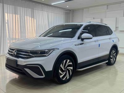 Volkswagen Tiguan L, 2022 г., белый, 28 600 км Volkswagen Tiguan L 2023 280TSI автомат одна ведущая ось ограниченная серия «Чаочуан»
