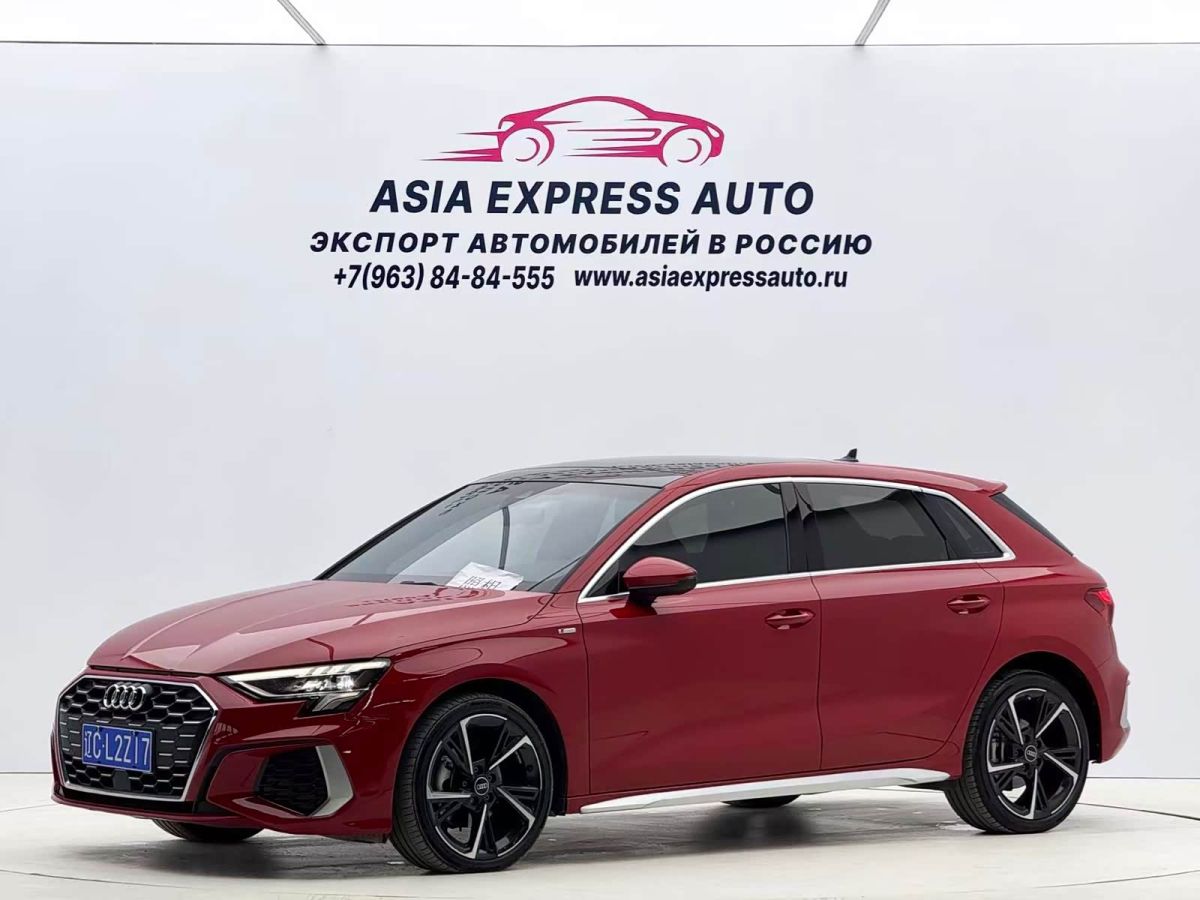 Audi A3, 2022 г., красный / фиолетовый, 42 000 км Audi A3, 2022 г., красный / фиолетовый, 42 000 км