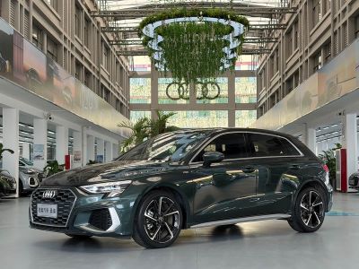 Audi A3, 2023 г., зелёный, 21 000 км