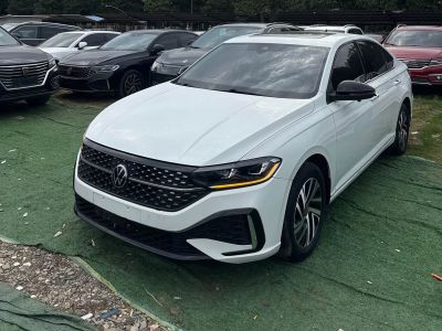 Volkswagen Lavida, 2024 г., белый, 23 400 км Volkswagen Lavida 2024 300TSI DSG исполнение «Звёздное небо» комплектация «Маньи»