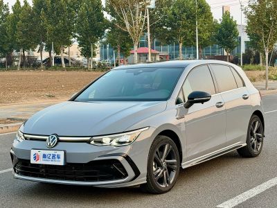Volkswagen Golf, 2022 г., серебристый / серый, 17 000 км Volkswagen Golf 2021 280TSI DSG R-Line
