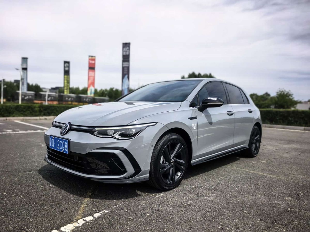Volkswagen Golf 2023 обновлённая версия 280TSI DSG R-Line Lite