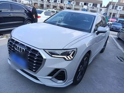 Audi Q3, 2023 г., белый, 36 000 км Audi 奥迪Q3, 2023 г., белый, 36 100 км