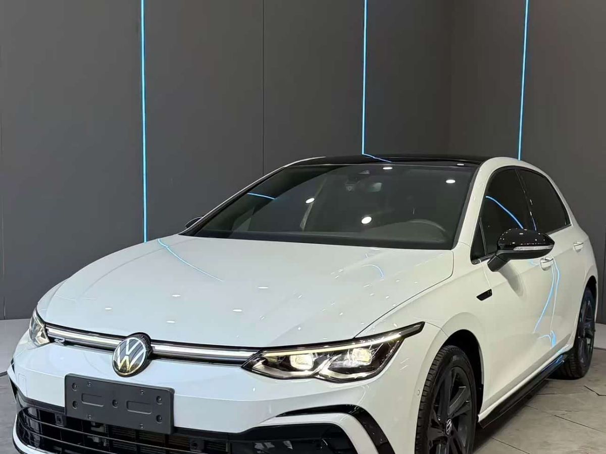 Volkswagen Golf 2023 обновлённая версия 280TSI DSG R-Line