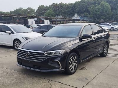 Volkswagen Lavida, 2023 г., чёрный, 30 000 км Volkswagen Lavida 2023 1.5L автомат пять миллионов версия