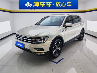 Volkswagen Tiguan L, 2021 г., белый, 58 000 км Volkswagen Tiguan L 2021 330TSI автомат одна ведущая ось комплектация «Умный комфорт»