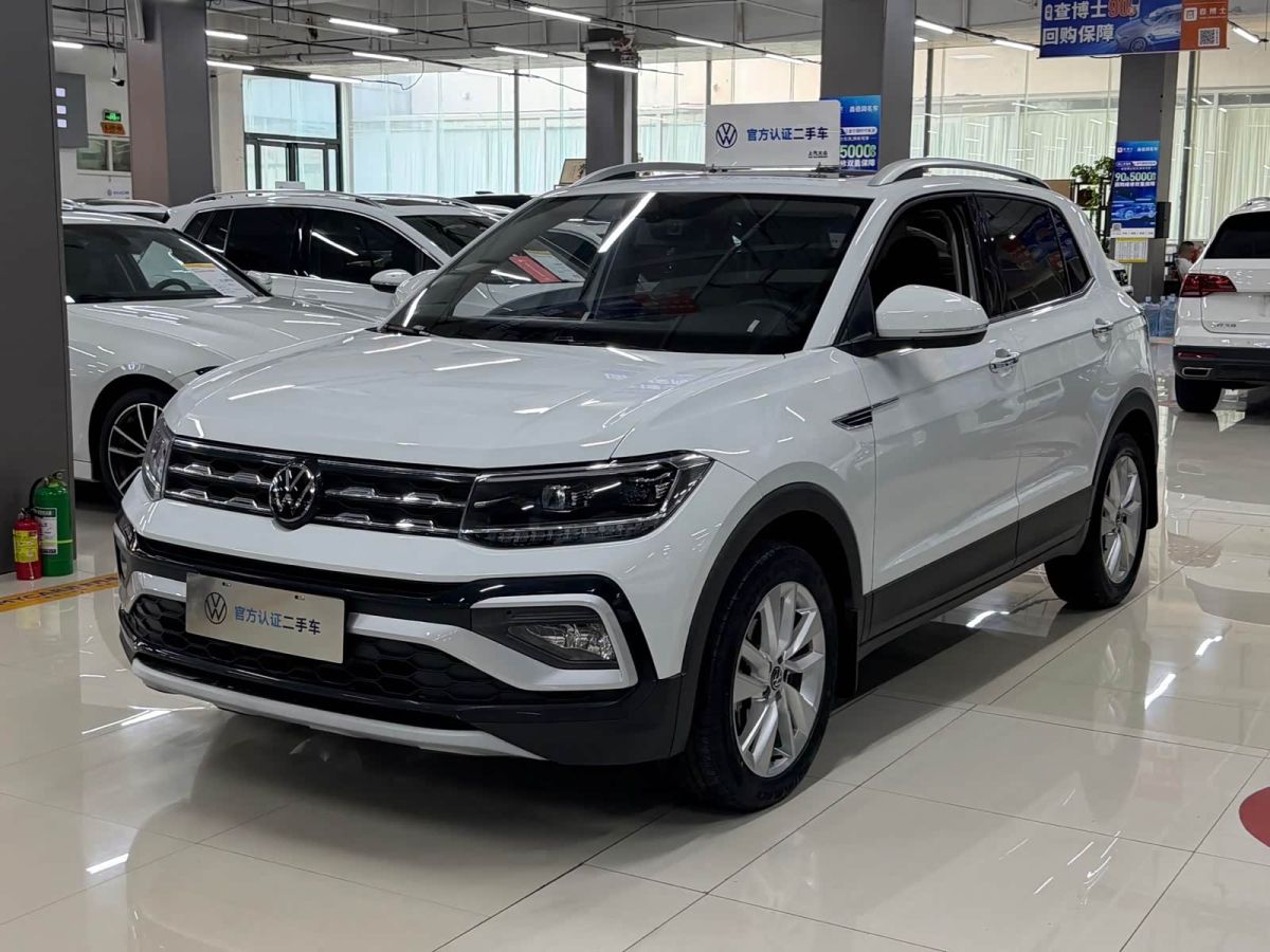 Volkswagen T-Cross, 2023 г., белый, 25 600 км Volkswagen T-Cross 2023 обновлённая версия 1.5L Автомат Комфорт