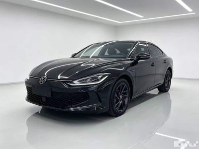 Volkswagen Lamando, 2024 г., серебристый / серый, 20 000 км Volkswagen Lamando 2023 Lamando L 280TSI DSG комплектация «Сюаньла»