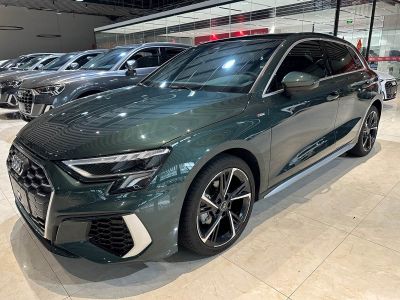 Audi A3, 2023 г., зелёный, 22 000 км