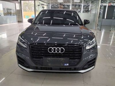 Audi 奥迪Q2L, 2021 г., серебристый / серый, 42 000 км