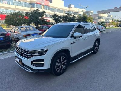 Volkswagen Tayron 2022 330TSI одна ведущая ось комплектация «Люкс Чжилянь»