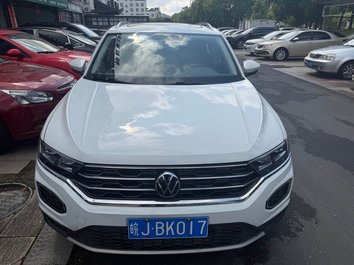 Volkswagen T-Roc 2022 280TSI DSG одна ведущая ось Элита PLUS