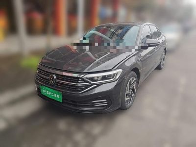 Volkswagen Sagitar, 2022 г., серебристый / серый, 69 000 км Volkswagen Sagitar 2023 300TSI DSG комплектация «Чаоюэ»