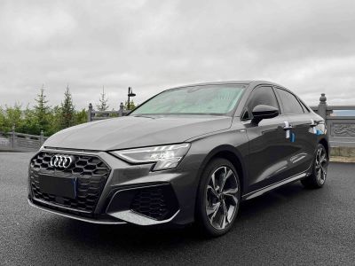Audi A3, 2022 г., серебристый / серый, 16 300 км Audi A3, 2022 г., серебристый / серый, 29 000 км