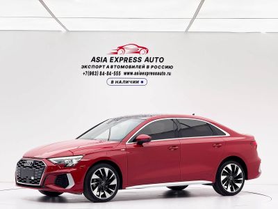 Audi A3, 2022 г., зелёный, 60 400 км Audi A3, 2022 г., красный / фиолетовый, 25 200 км