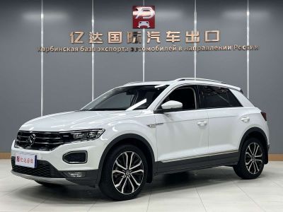 Volkswagen T-Roc, 2023 г., белый, 30 000 км Volkswagen T-Roc 2022 280TSI DSG одна ведущая ось Комфорт PLUS