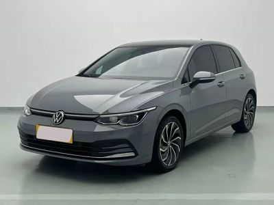 Volkswagen Golf, 2023 г., серебристый / серый, 23 000 км Volkswagen Golf 2023 280TSI DSG Pro
